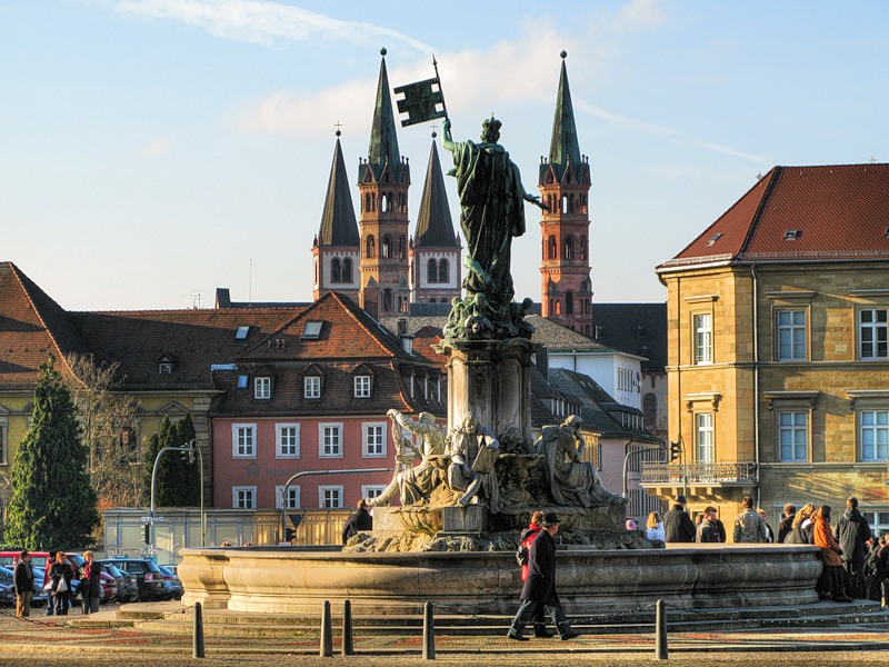 http://www.fjord.travel/sites/default/files/photos/germaniya/vyurcburg/Vjurcburg_10.jpg